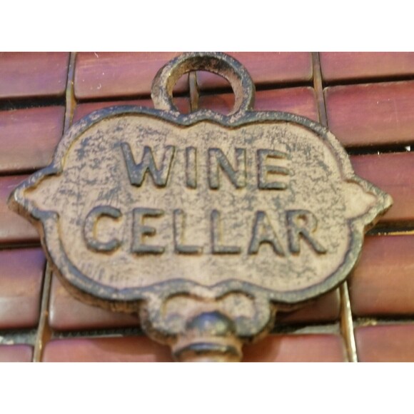 Vintage Wine Cellar Massive Decorative Cast Iron Skeleton Key 12"x5" - Picture 4 of 5